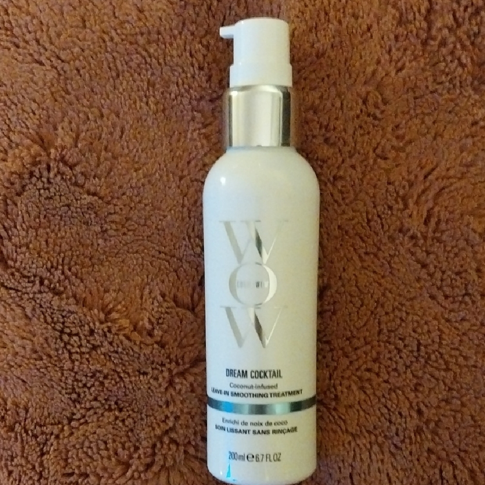 WOW Dream Cocktail Leave-In Smoothing Treatment. BRAND NEW..NEVER OPENED